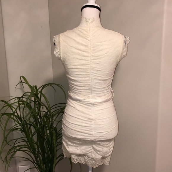 Forever 21 Lace Dress - Picture 4 of 8